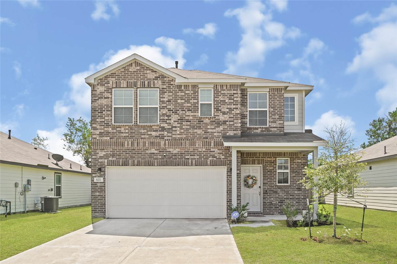 820 Westpointe Drive - Photo 1