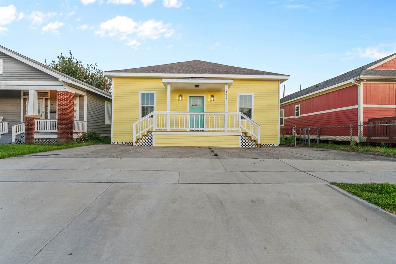 3619 Ave - Photo 1