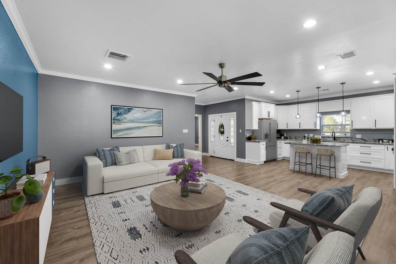 321 Briarwood Drive - Photo 1