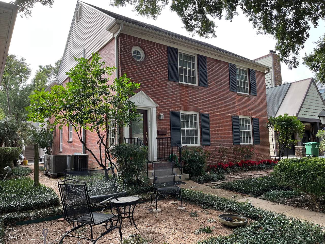 2121 Milford Street - Photo 1