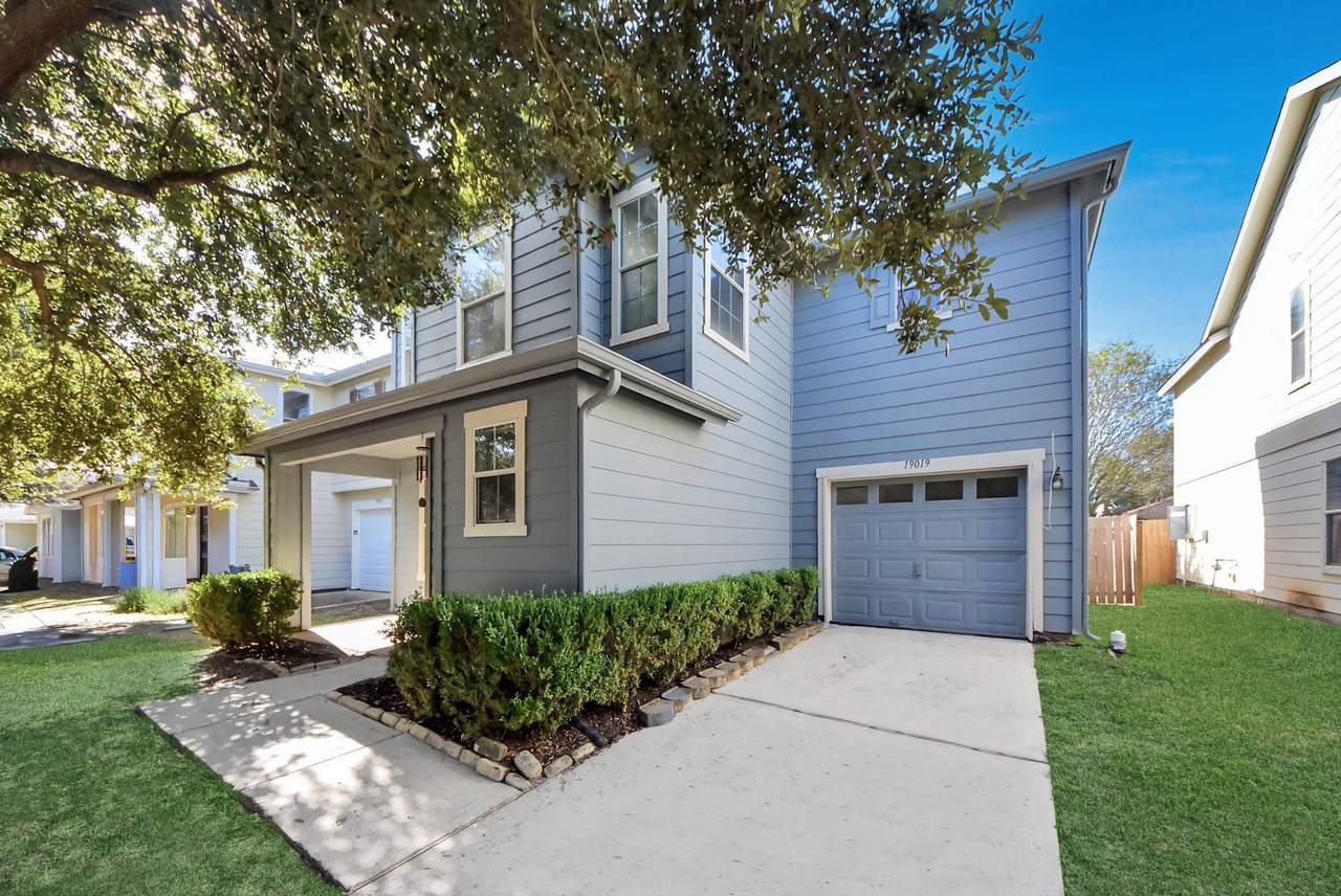 19019 Remington Park Drive - Photo 1