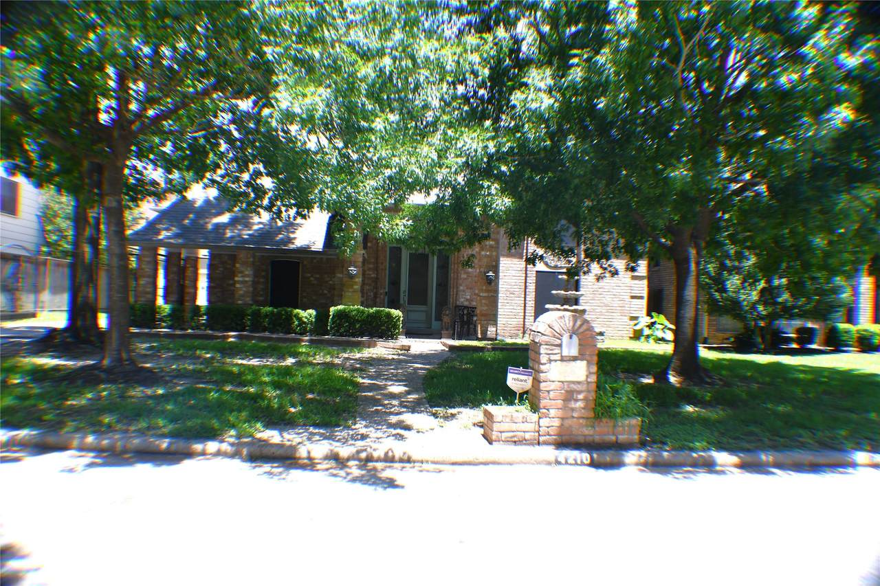4210 Bayglen Court - Photo 1