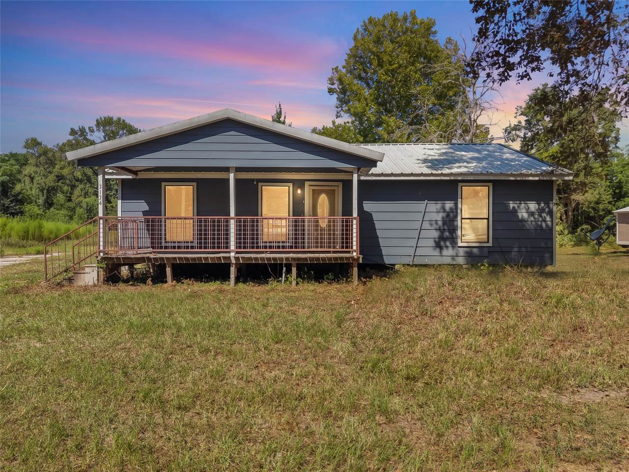 3134 California Avenue - Photo 1