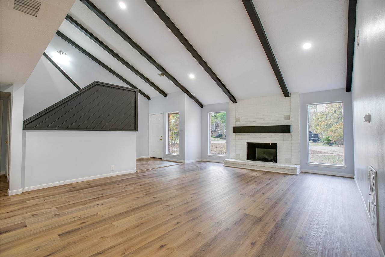 605 Jeff Davis Court - Photo 1