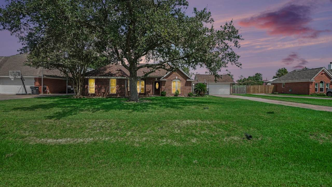 3119 Kathleen Drive - Photo 1