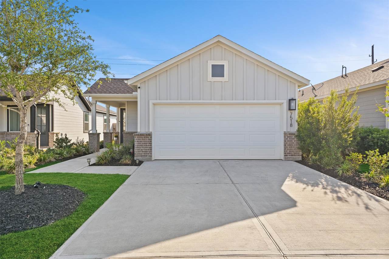 7518 Magnolia Orchid Lane - Photo 1