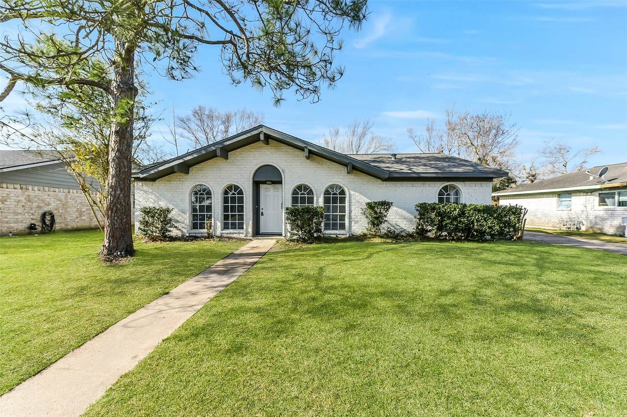 11022 Sageberry Drive - Photo 1