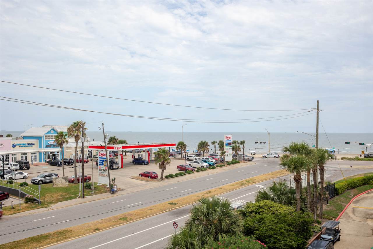 6102 Seawall Boulevard - Photo 1