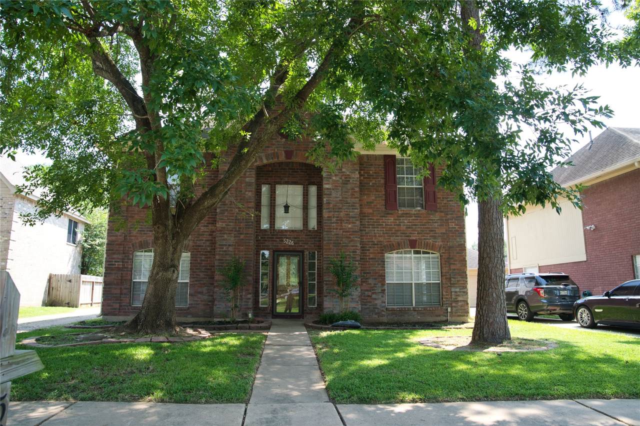 5226 Prairie Creek Drive - Photo 1