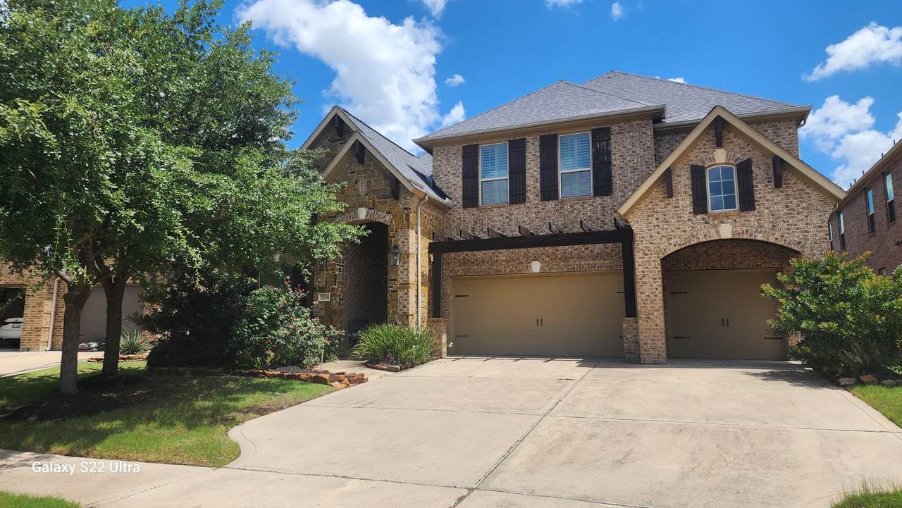 27506 Windcrest Key Lane - Photo 1