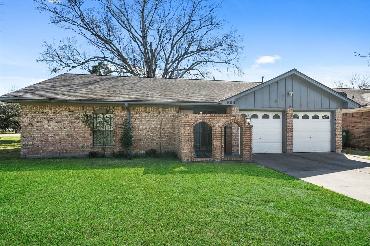 603 Twinbrooke Drive - Photo 1
