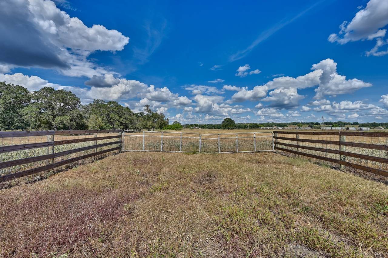 2443 State Highway 71 Bypass - Photo 1