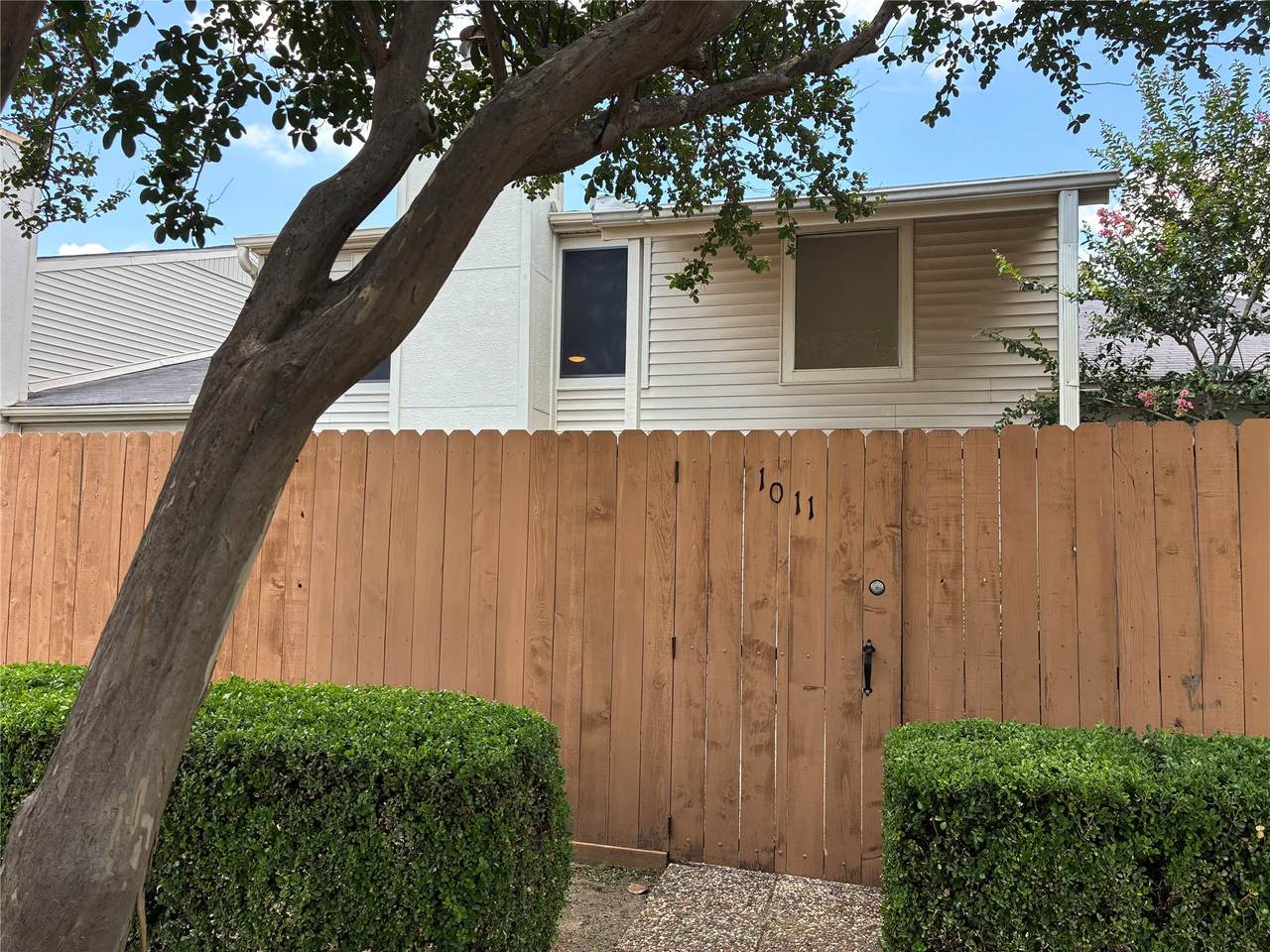 6401 Deihl Road - Photo 1