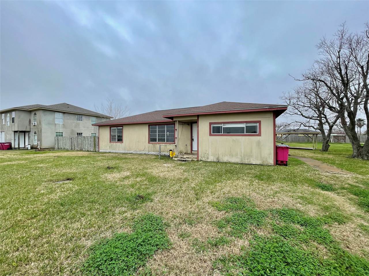 327 7th Street - Photo 1