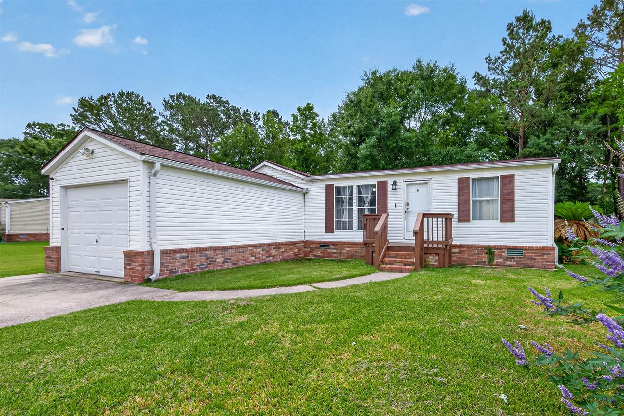 16572 River Ranch Drive - Photo 1