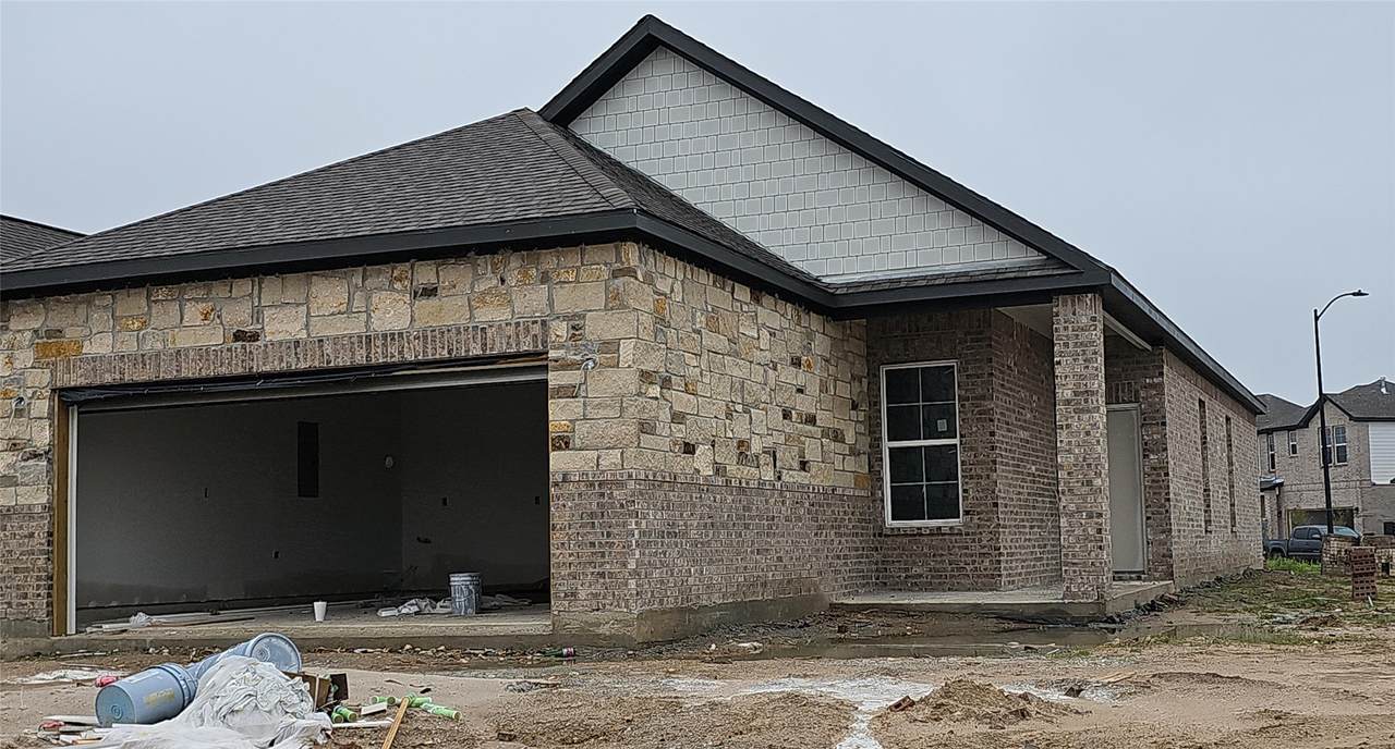 12510 Nueces River Drive - Photo 1