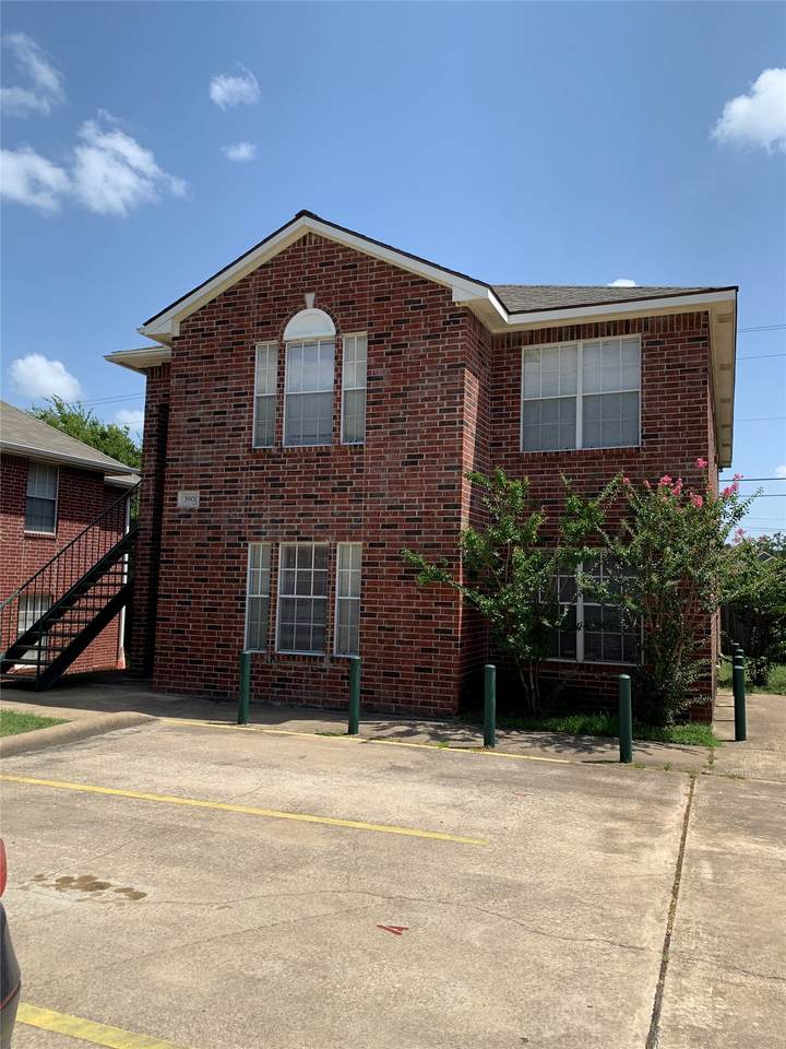 4310 College Main Street - Photo 1