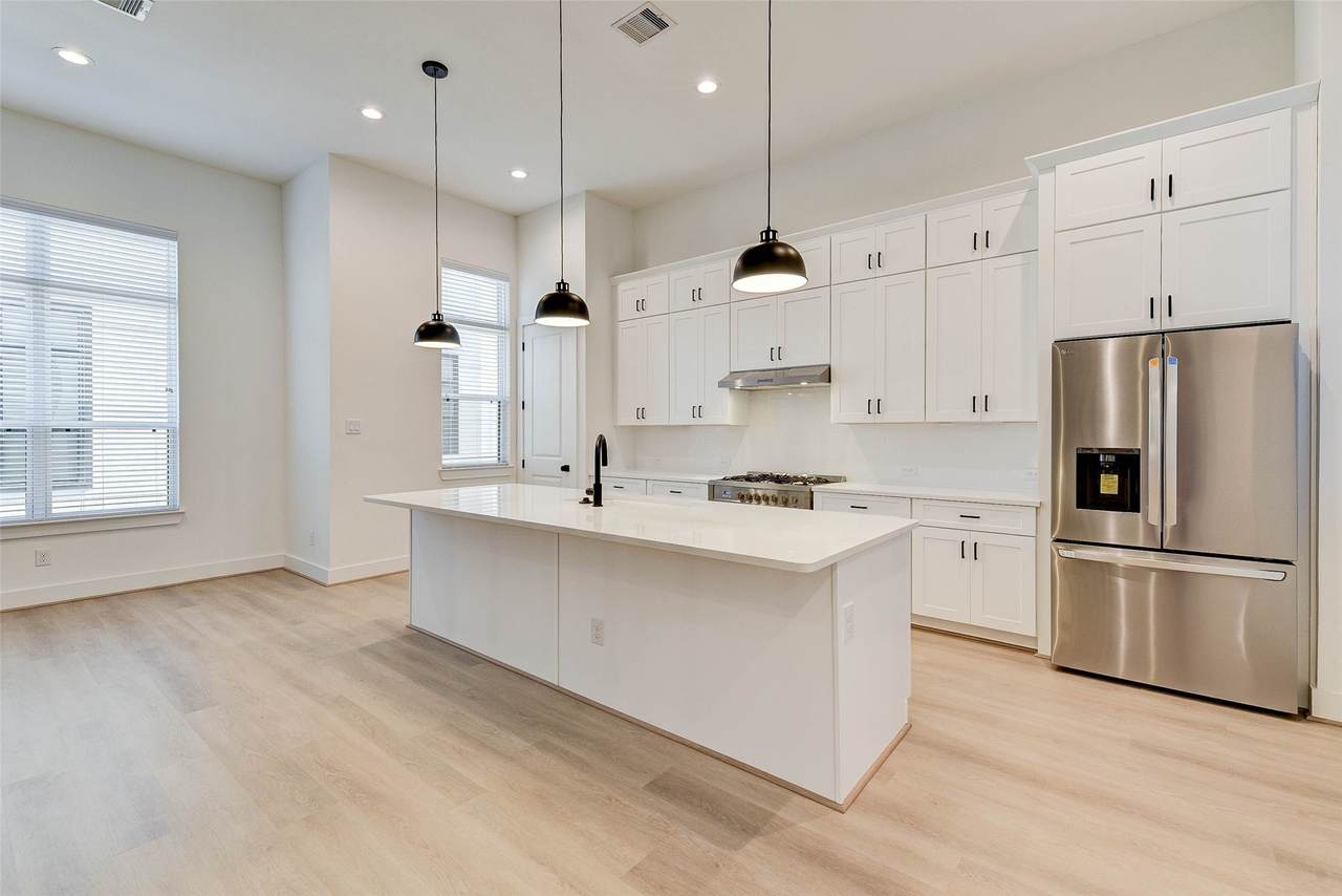 1821 Prospect Street - Photo 1