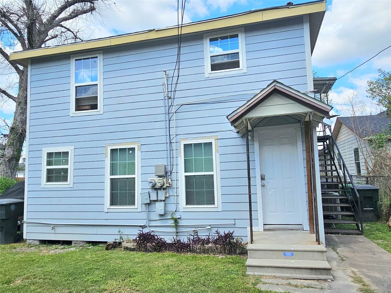 217 Cockerel Street - Photo 1