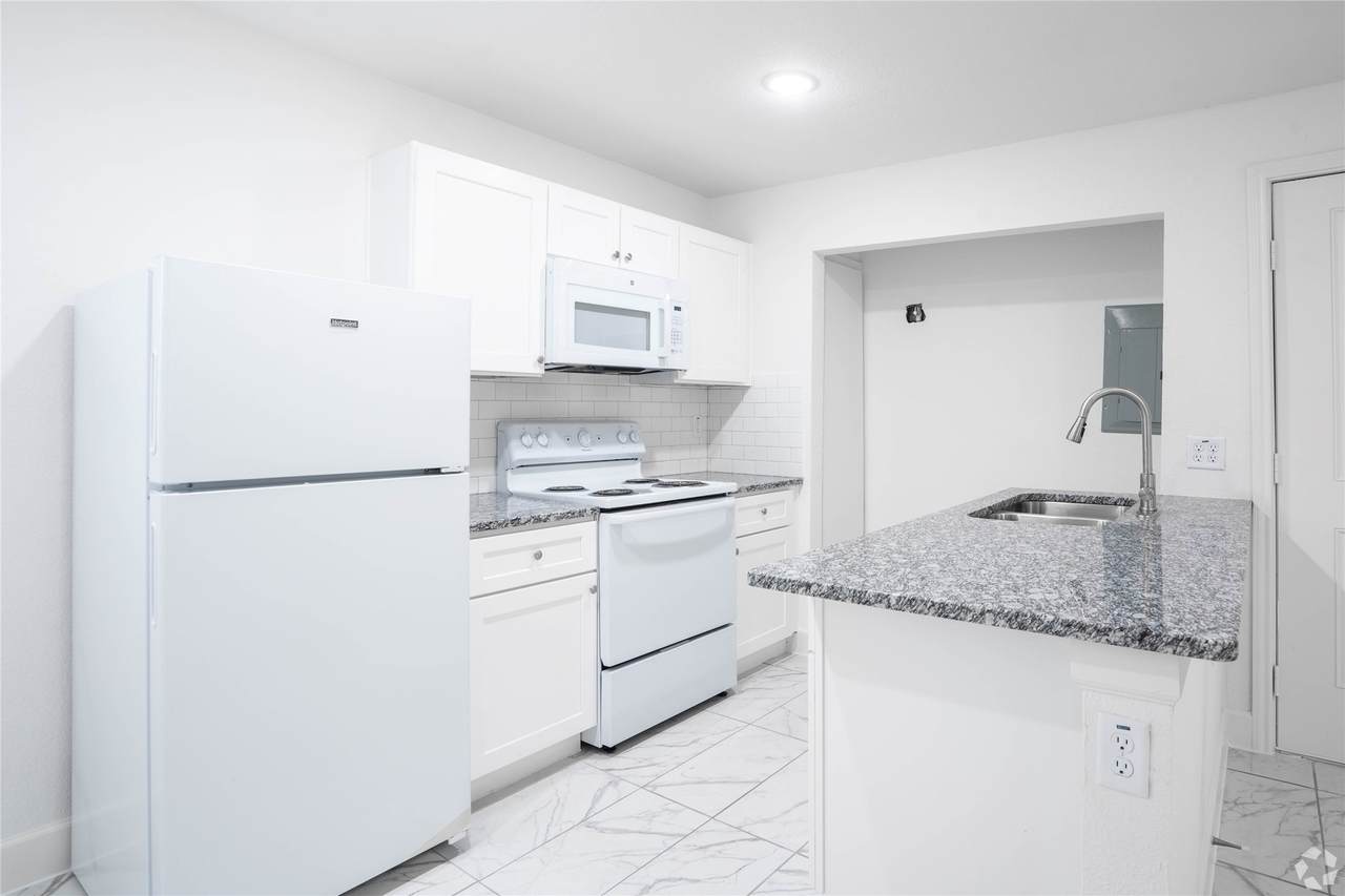 4410 Bellfort Street - Photo 1