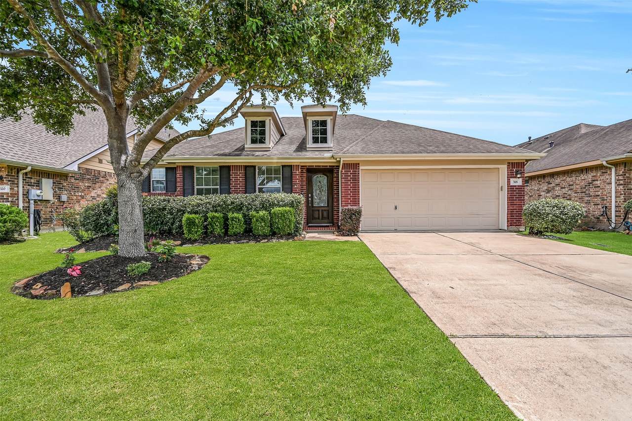 318 Lake Line Drive - Photo 1