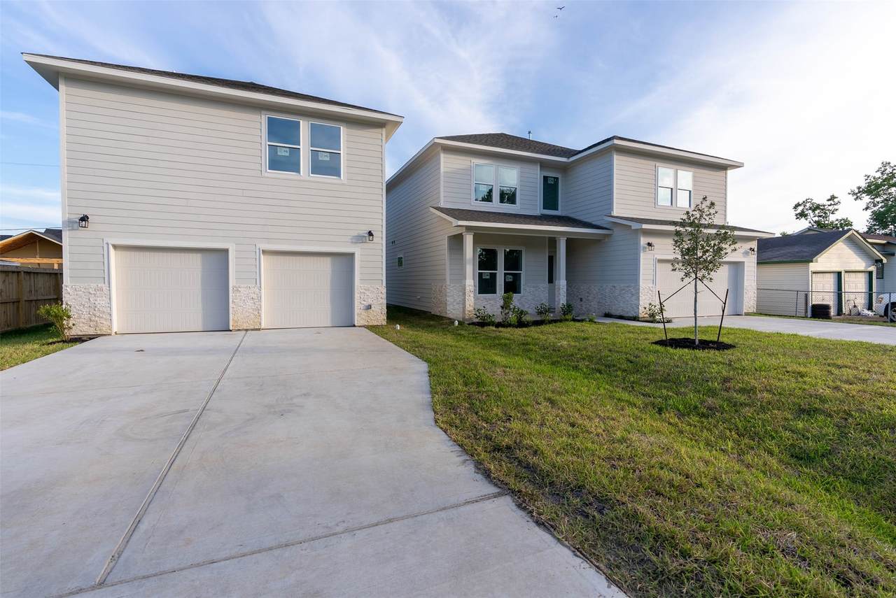 6006 Jerrycrest Drive - Photo 1