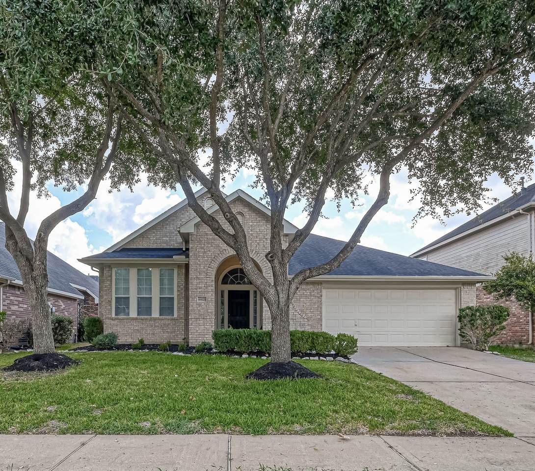 6923 Grants Hollow Lane - Photo 1