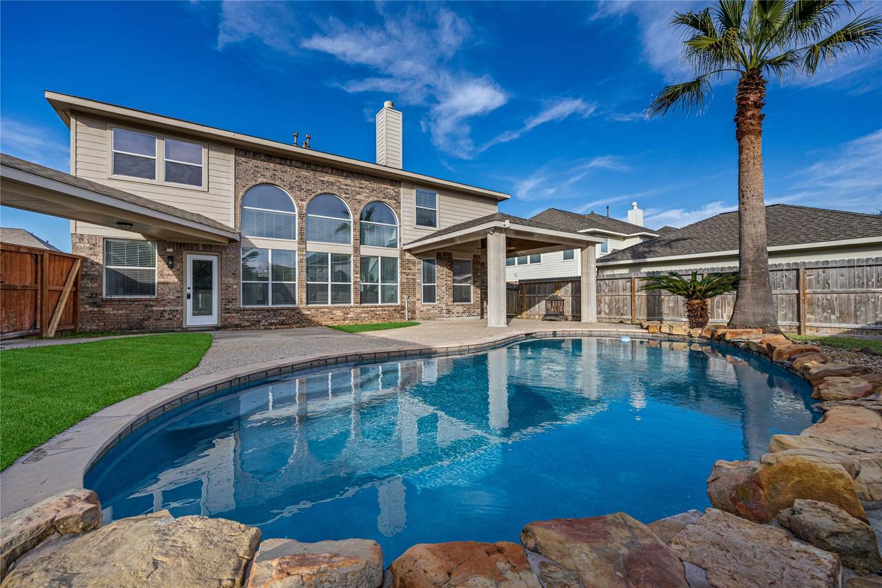 6727 Montay Bay Drive - Photo 1
