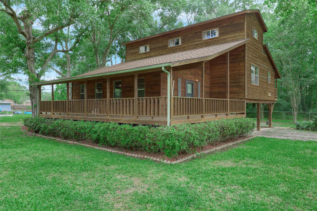 24145 Holly Street - Photo 1