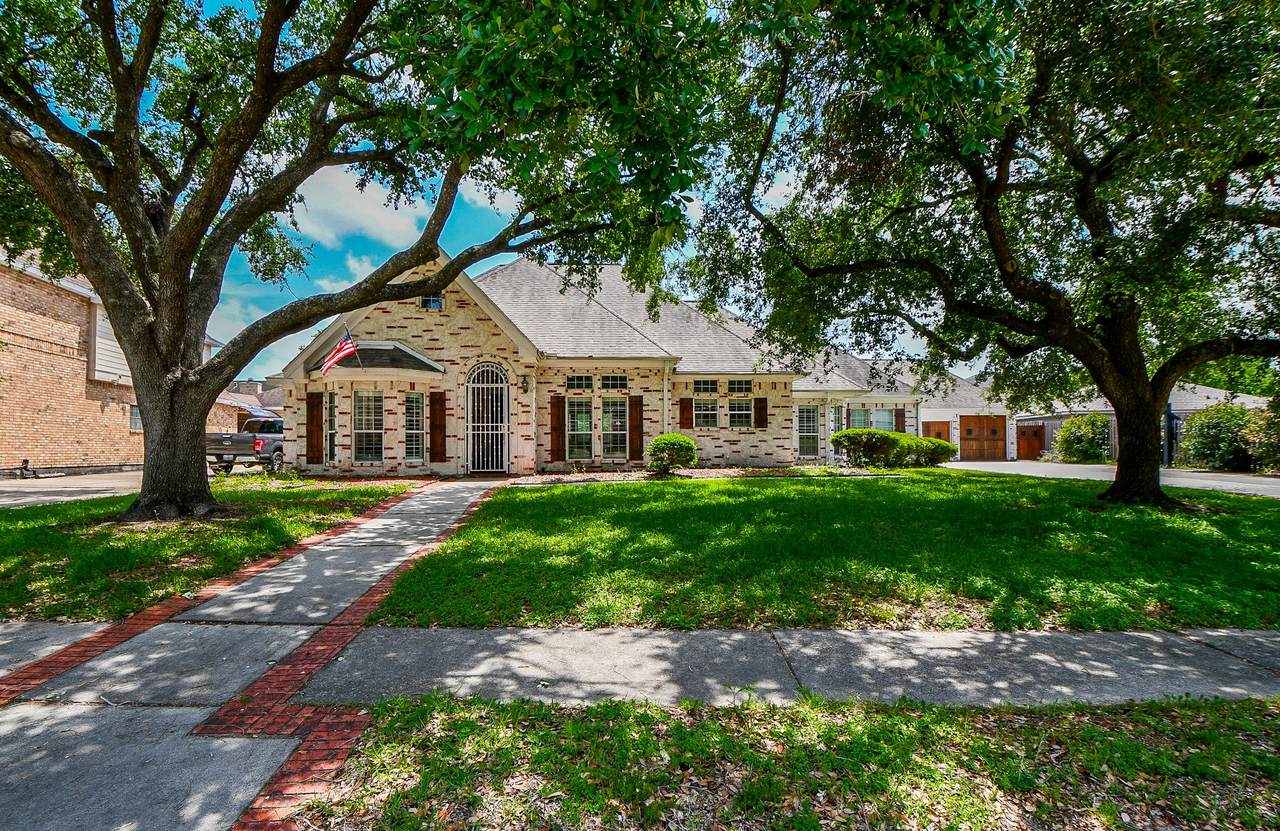 263 Wood Loop Street - Photo 1