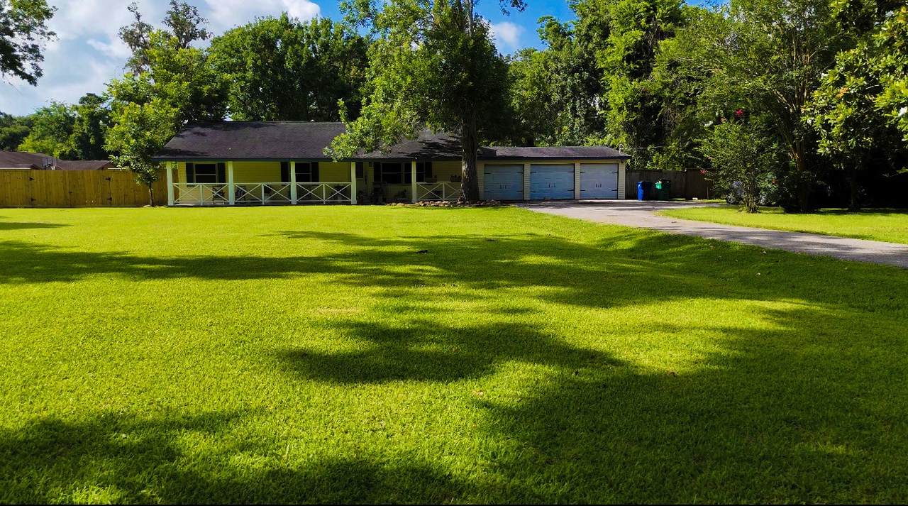 141 Cypress Drive - Photo 1