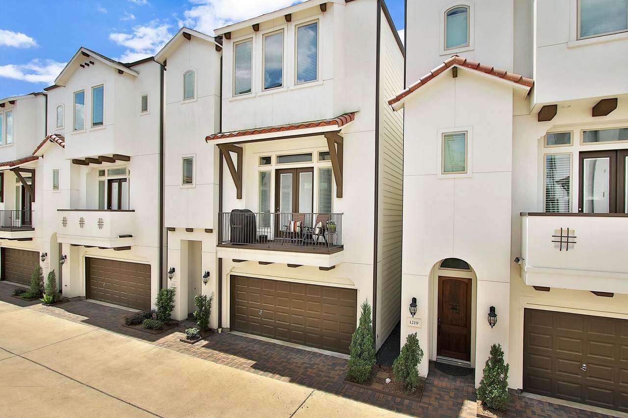 1221 Bonner Street - Photo 1