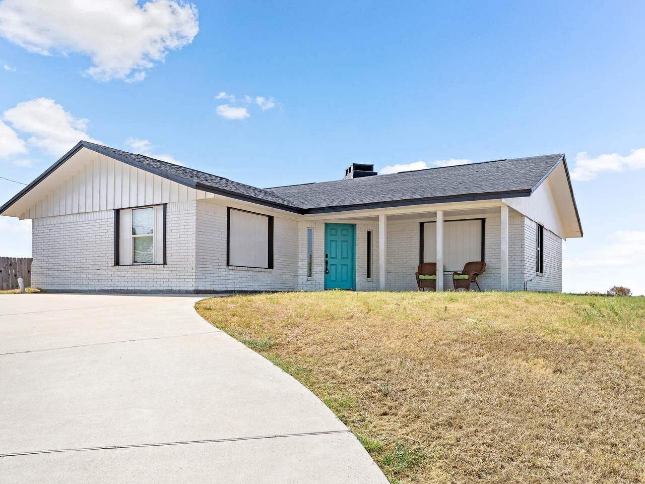 2055 Hwy 87 - Photo 1