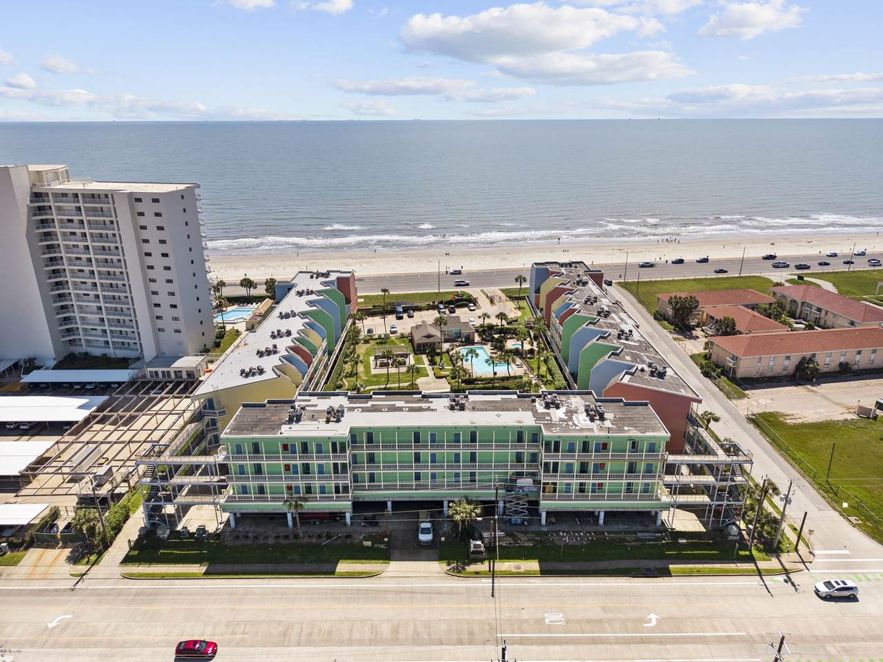 7820 Seawall Boulevard - Photo 1