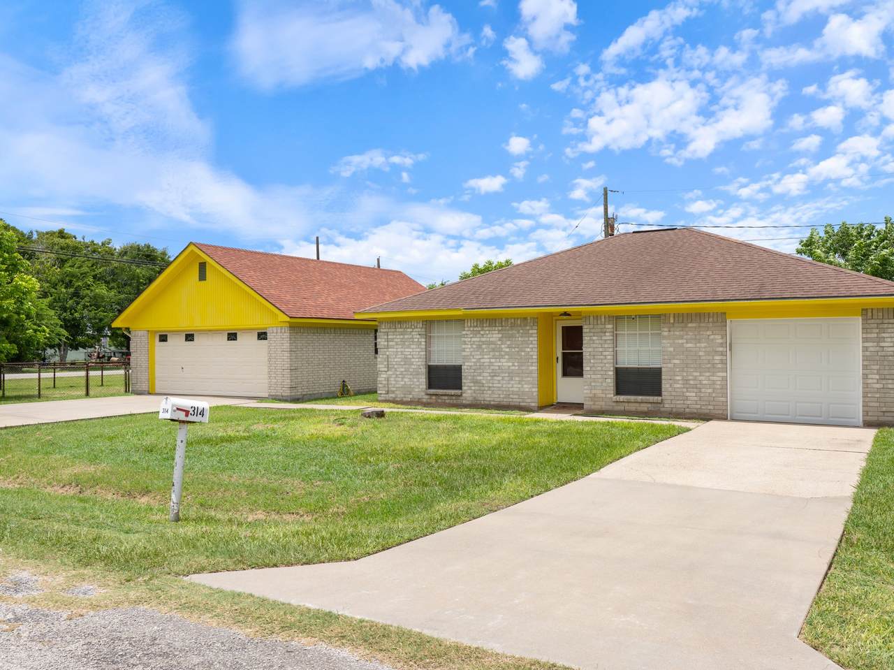 314 Rorem Avenue - Photo 1