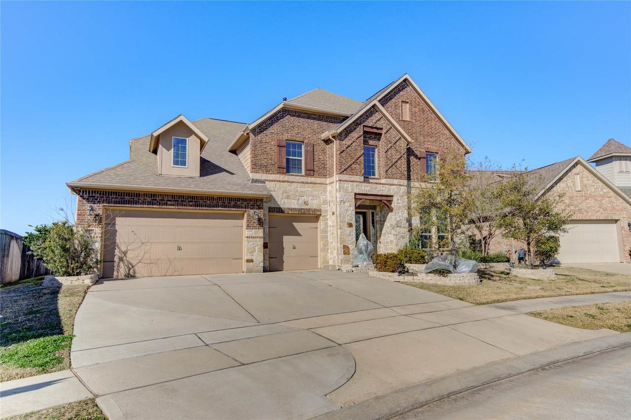 20411 Fawn Rest Place - Photo 1