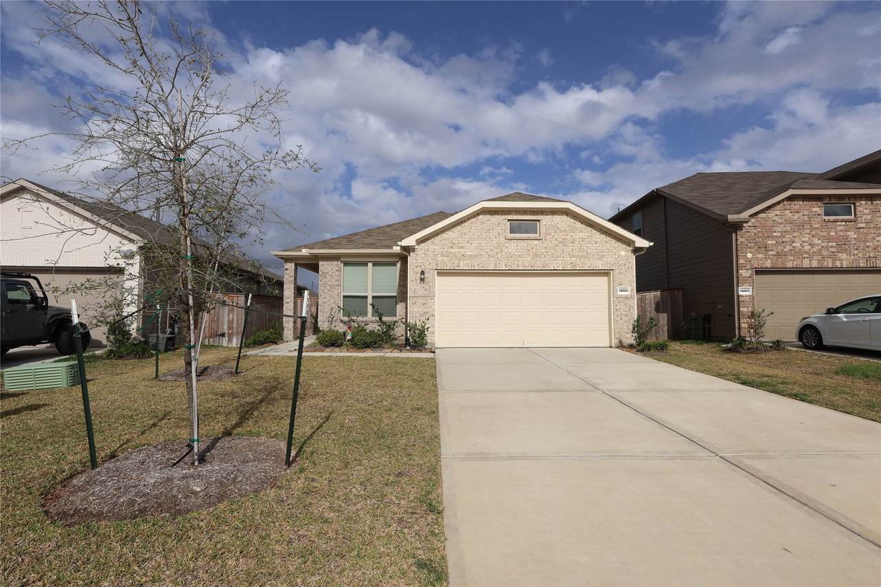 14894 Ash Landing Dr Drive - Photo 1