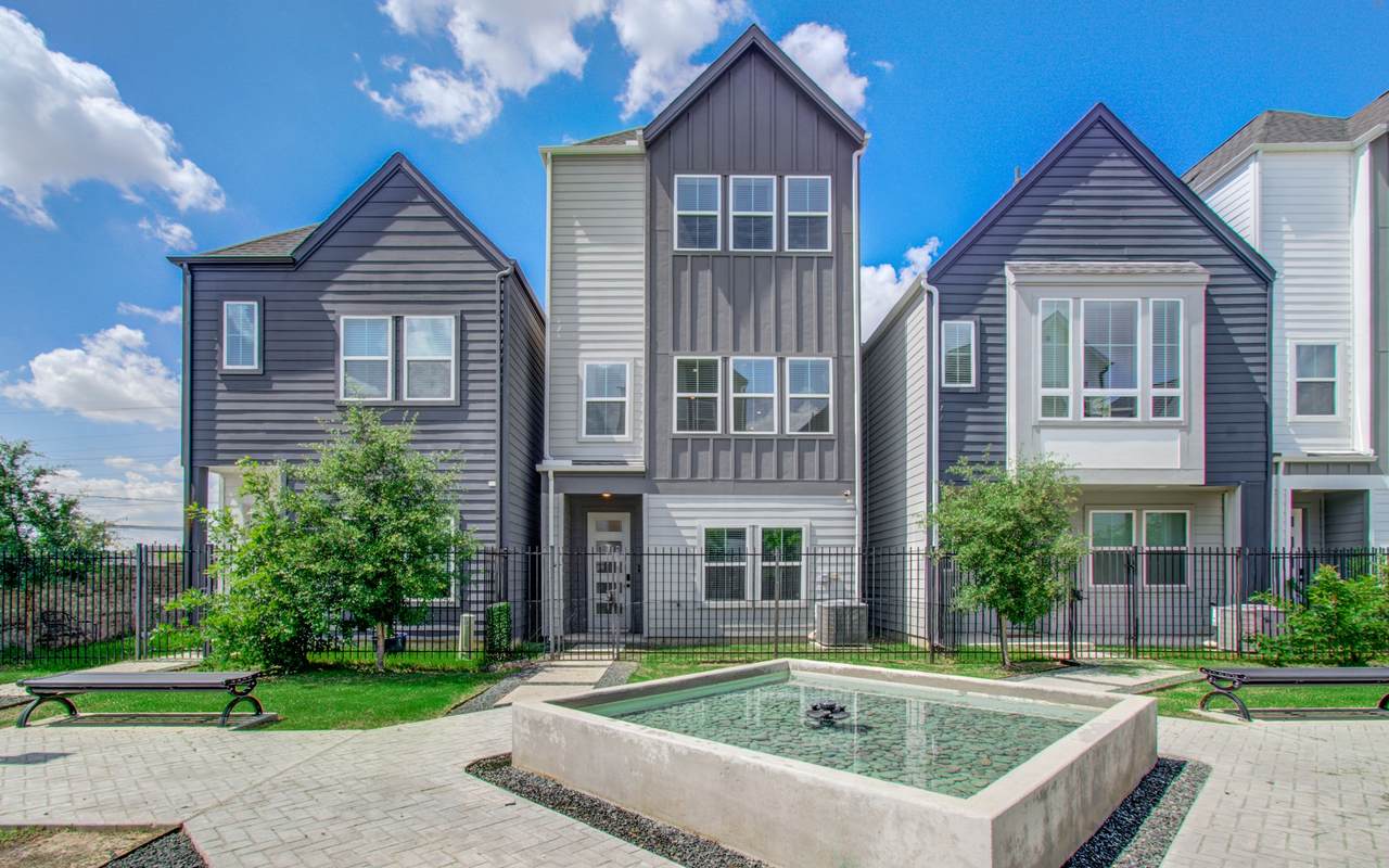 8325 Springwood Creek Lane - Photo 1