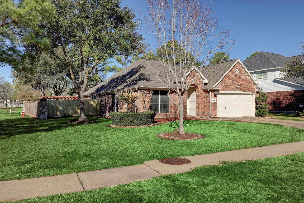 8903 Aberdeen Park Drive - Photo 1