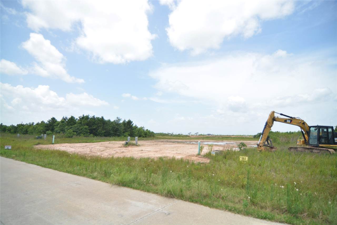 7716 Amanda Dr - Photo 1