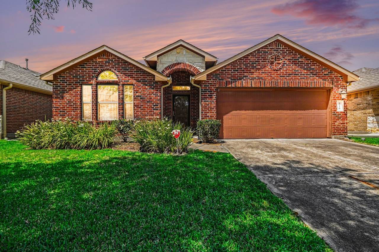 2930 Canadian Goose Lane - Photo 1