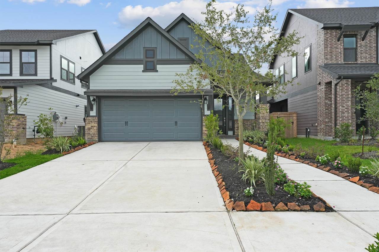 10622 William Park Drive - Photo 1