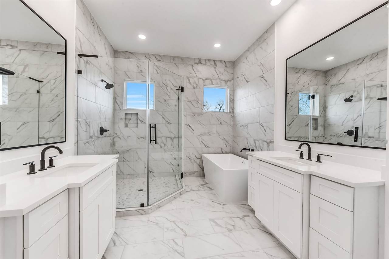 806 Fisher Street - Photo 1