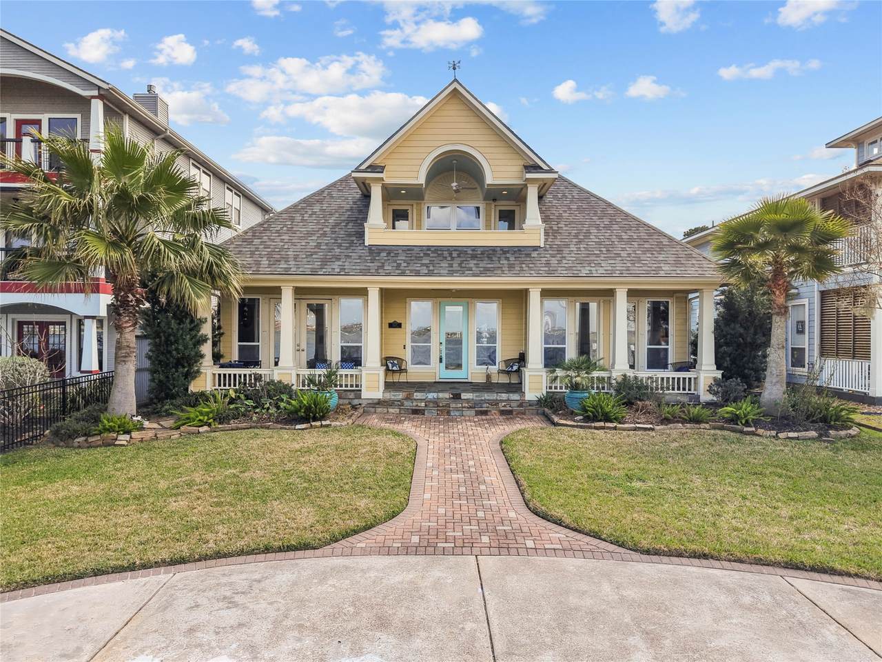 1207 Shore Drive - Photo 1