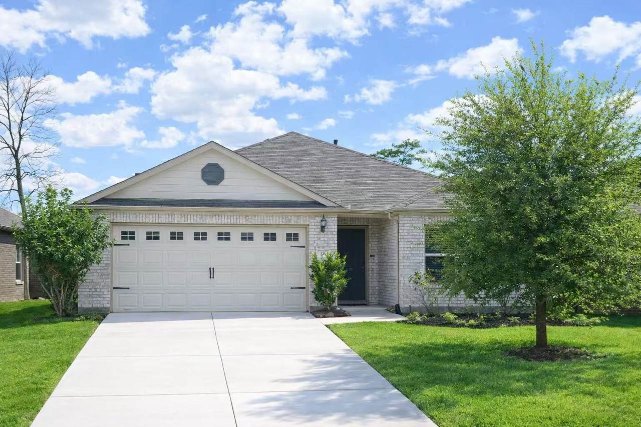 126 Courageous Side Way - Photo 1