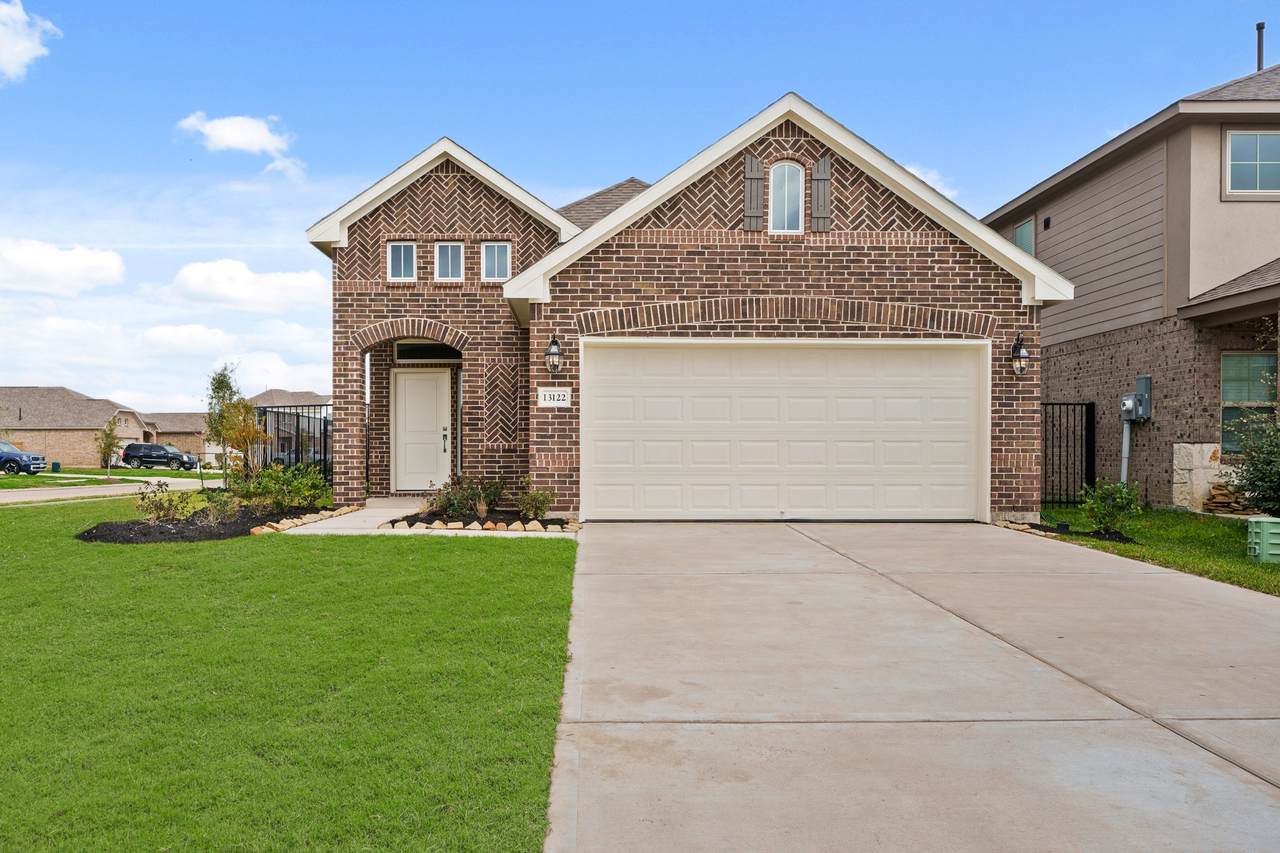 13122 Leisure Cove Drive - Photo 1