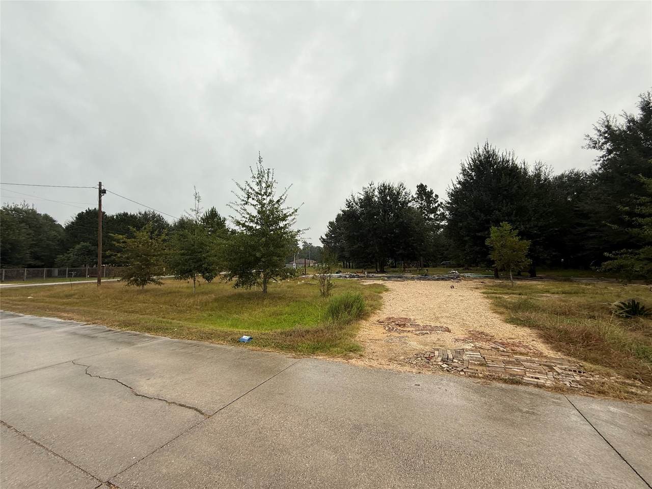 13 County Road 3410 - Photo 1