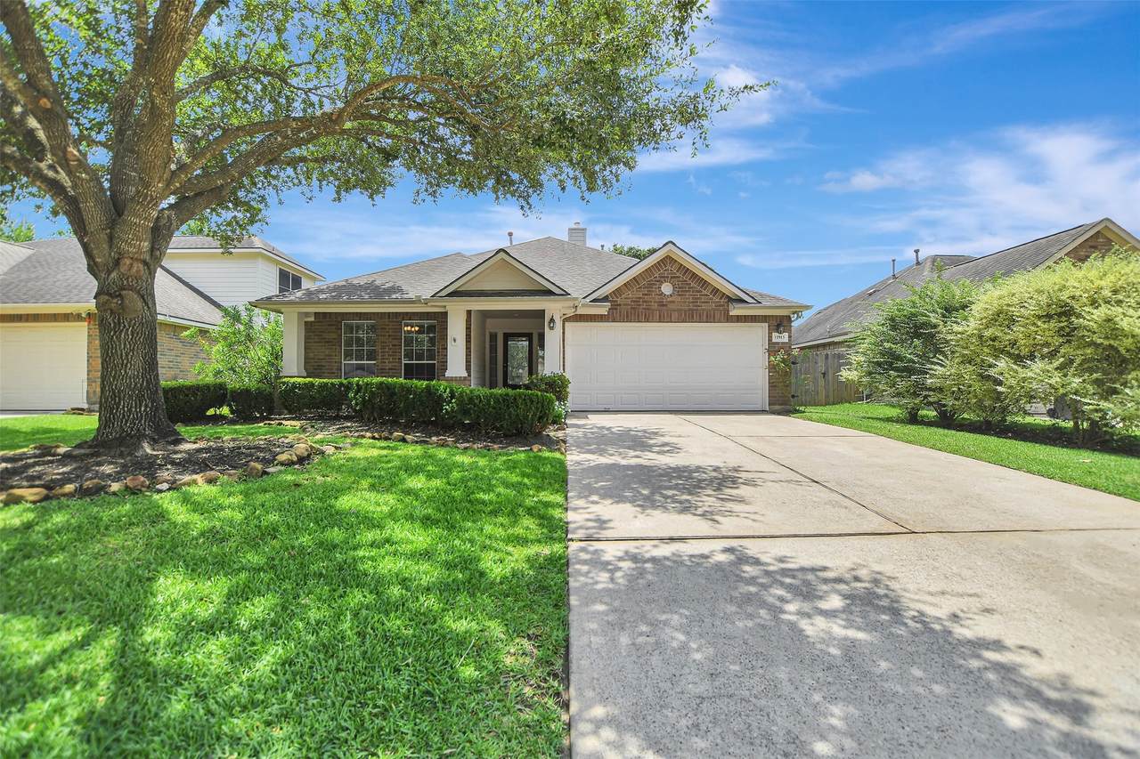 11915 Lois Lane Drive - Photo 1