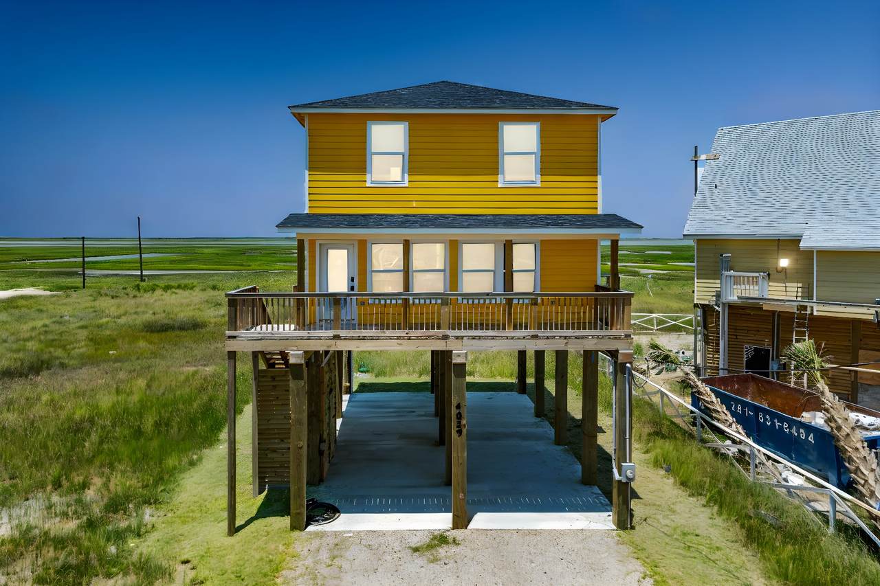 4829 Bluewater - Photo 1