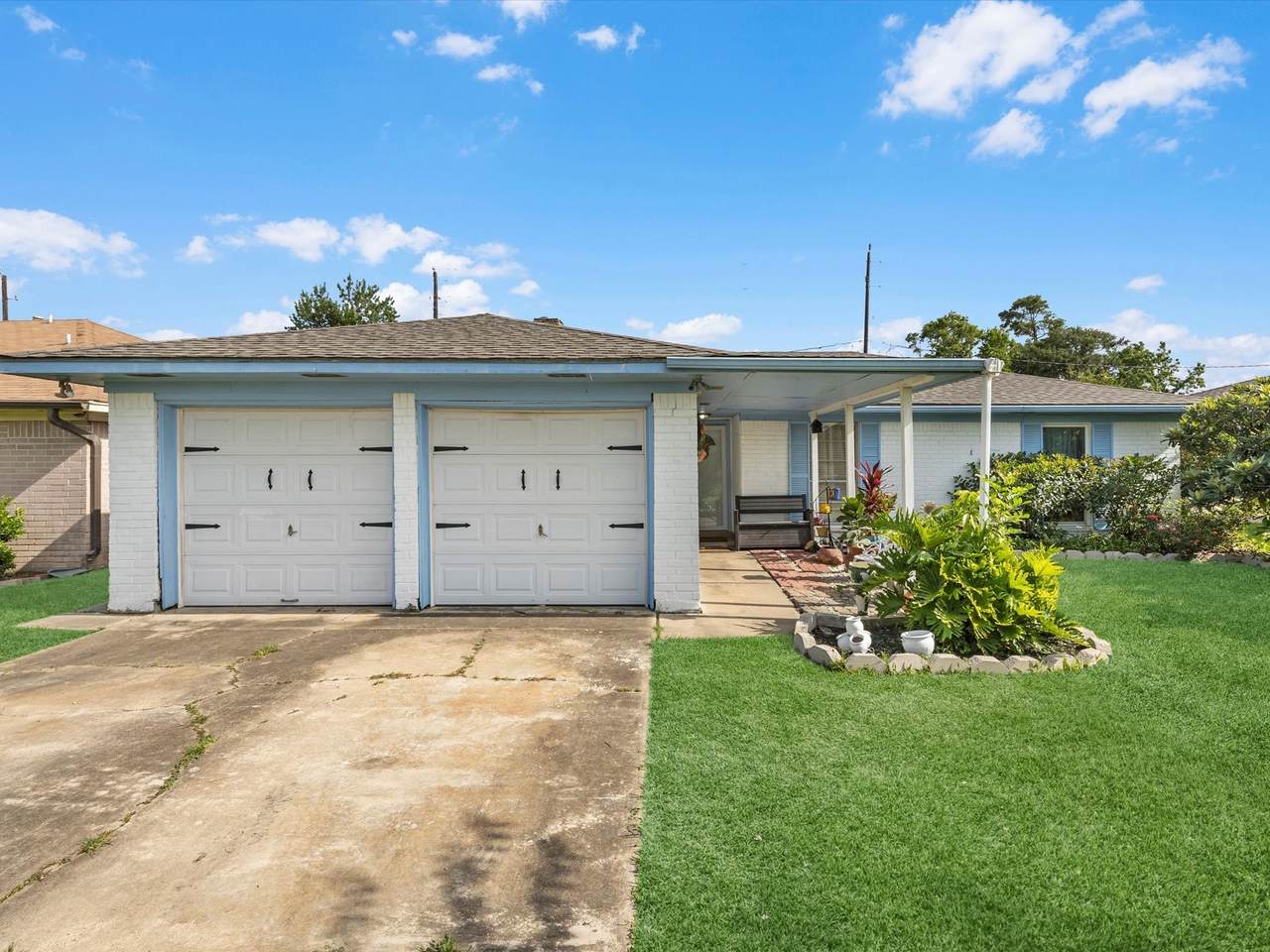 15935 Dunman Lane - Photo 1